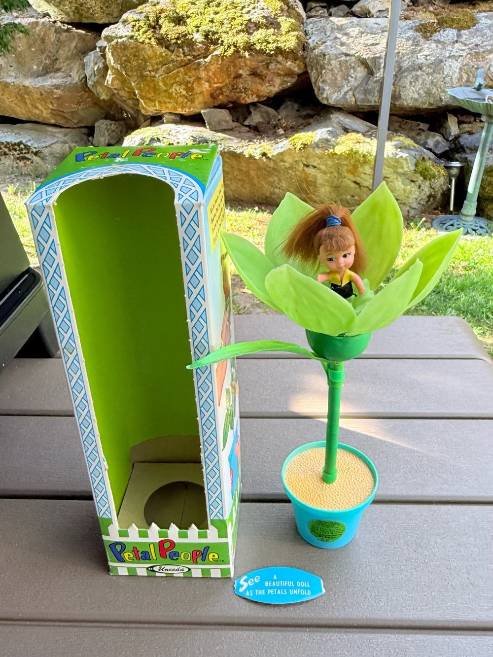 Uneeda Doll Daffi Dill Flower Petal People Toy Open Close 1968 Daffodil Pot Box